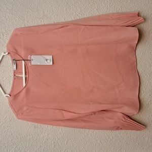 MNG(Mango) Blouse. With Key Hole Back Size Womens USA 6 ,EUR Medium